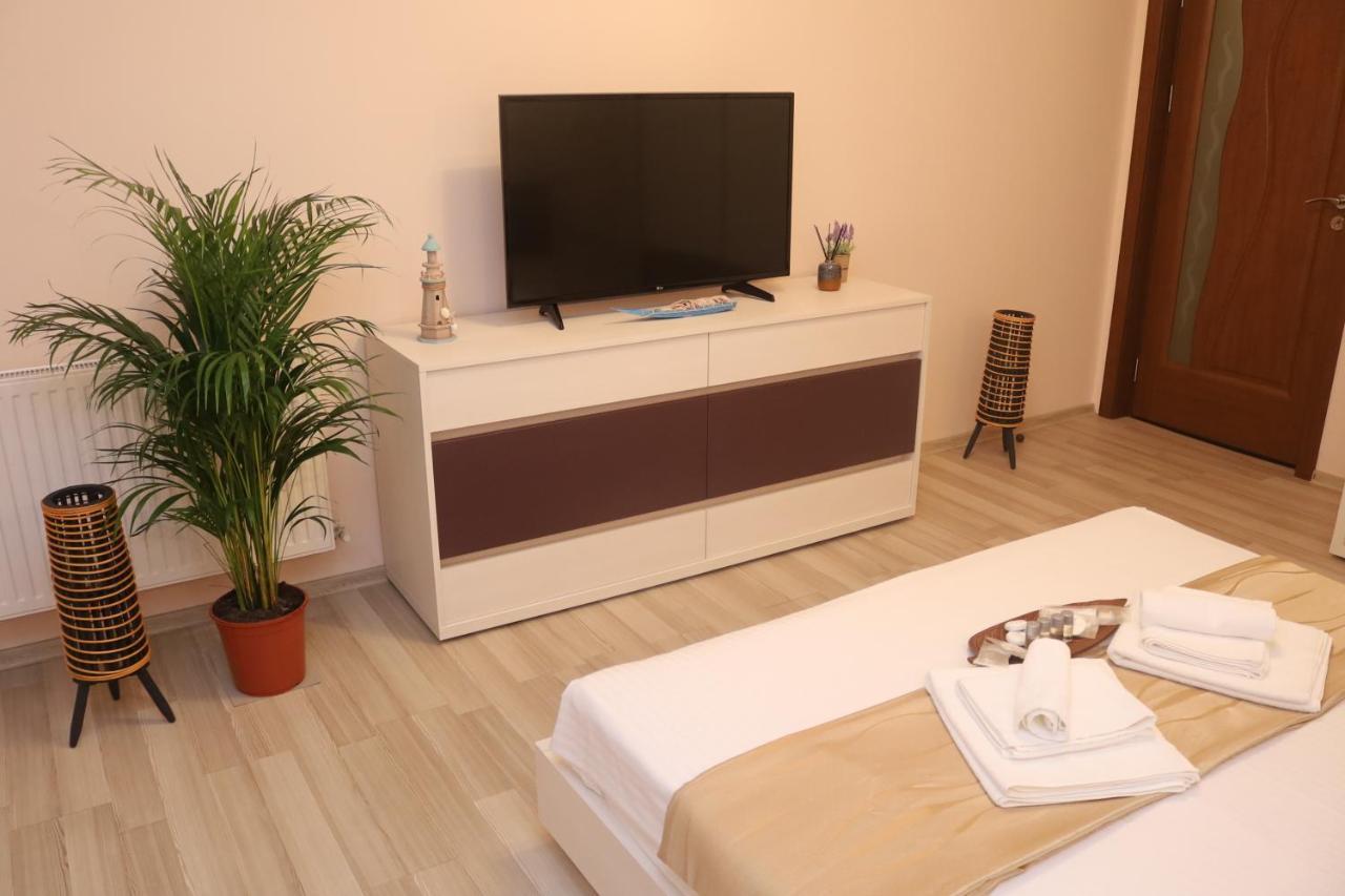 Vega Beach Apartment Мамая Екстериор снимка